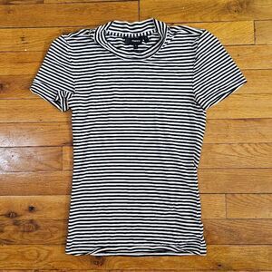 THEORY Women's Black and White Stripe Short Sleeve Top collar size S